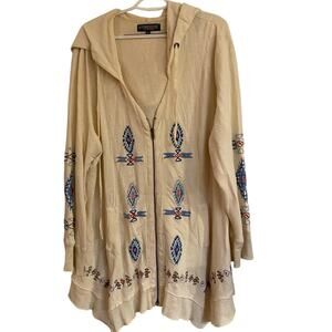 The Pyramid Collection Size 2XL Cream Color with blue embroidery in a sw pat.